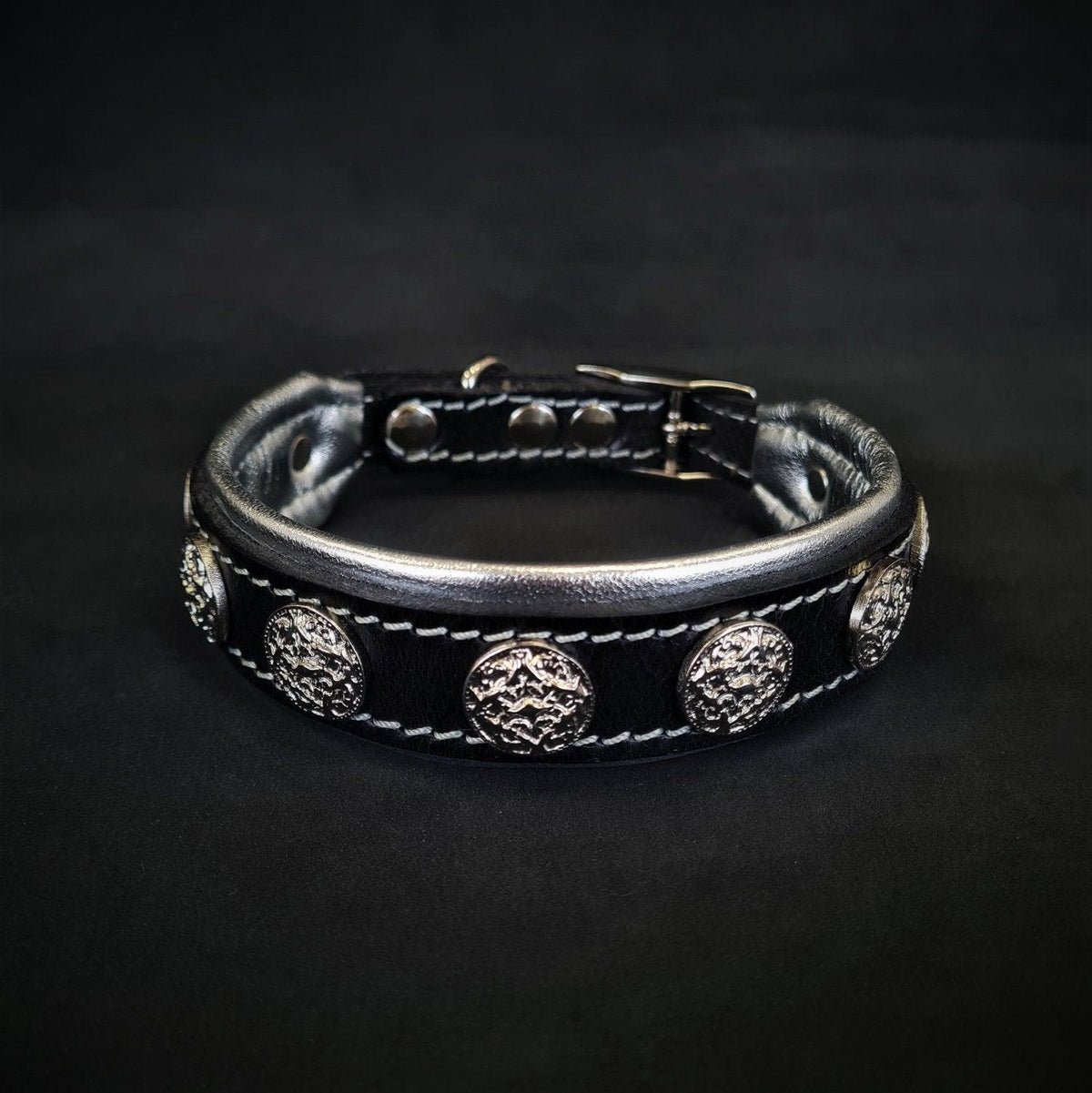 Heki Leather Collar for Small Dogs